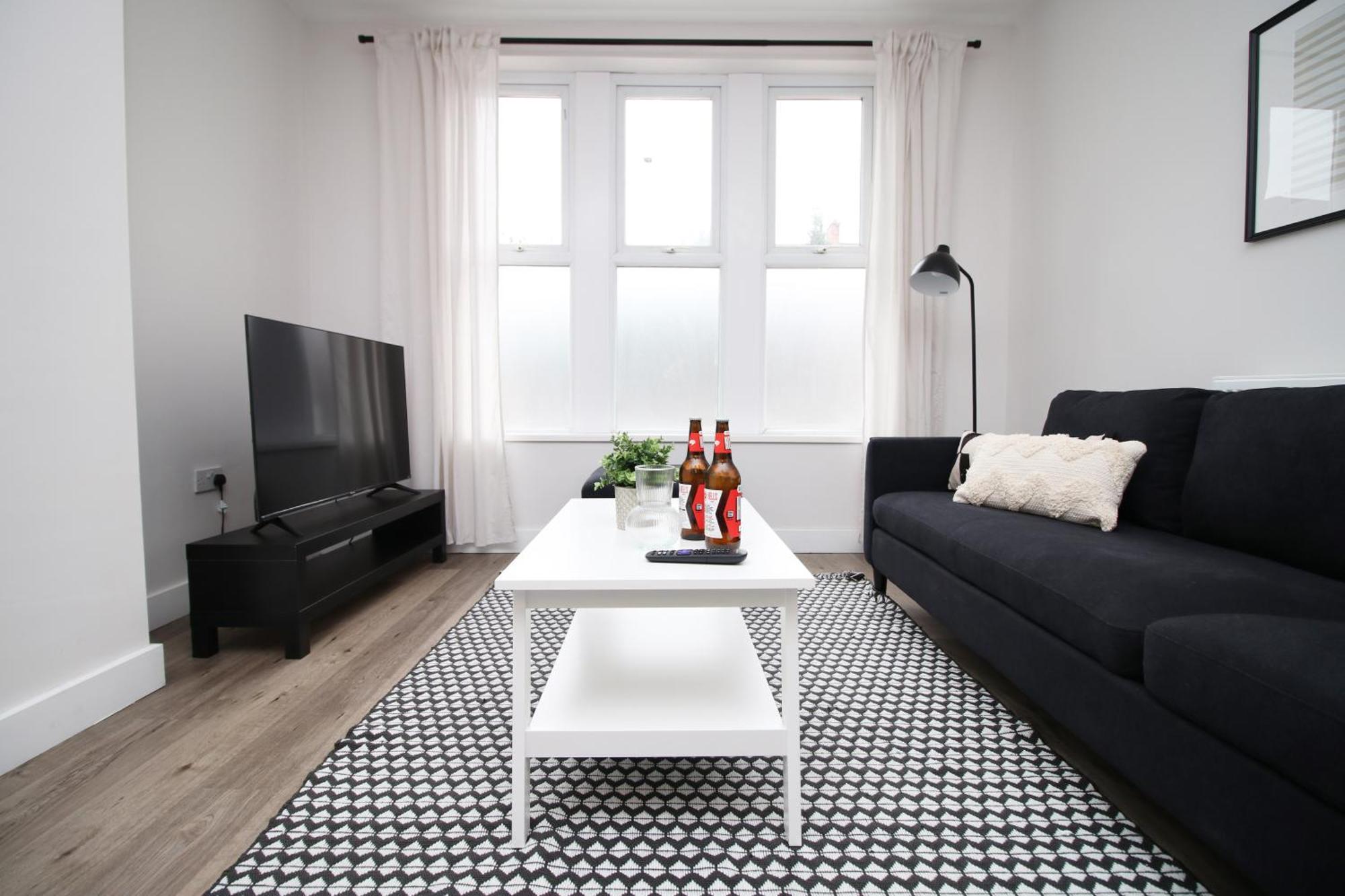 Large 5 Bedroom House - Harlequin Gardens By Ty Sa Cardiff Eksteriør billede